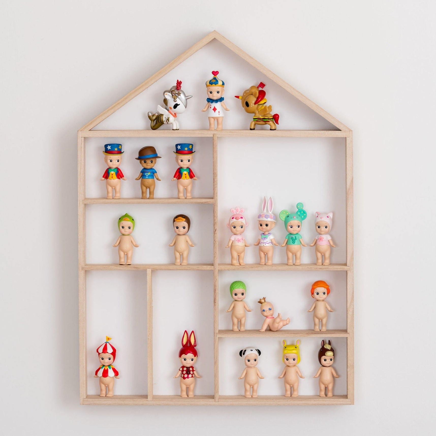 House Shaped Wooden Toy Display Shelf – Lovely Little House